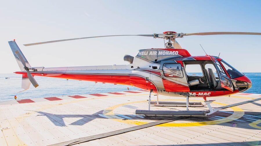 10-minute panoramic flight from Monaco - What the private-group format means