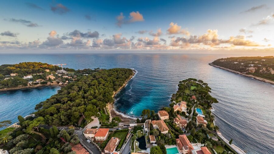10-minute panoramic flight from Monaco - Monaco from the air in the first minutes