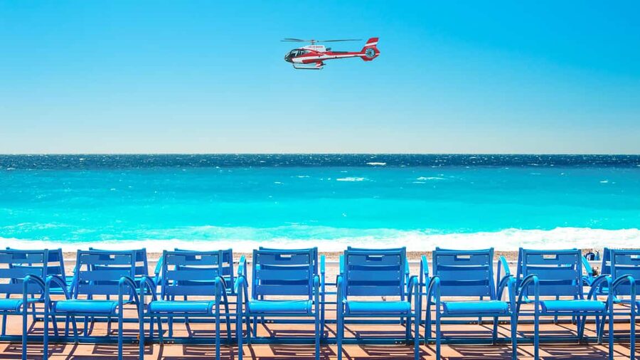 20-minute panoramic flight from Nice - Villefranche-sur-Mer and Beaulieu-sur-Mer