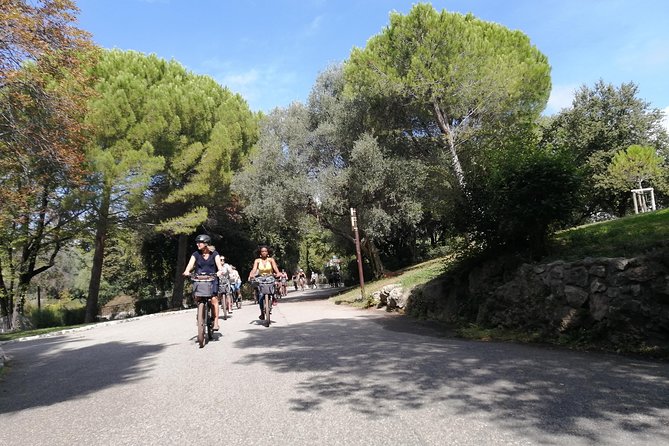 7 Hills of Nice E-bike Tour with Local Guide - Starting at Rue Defly and getting ready to ride