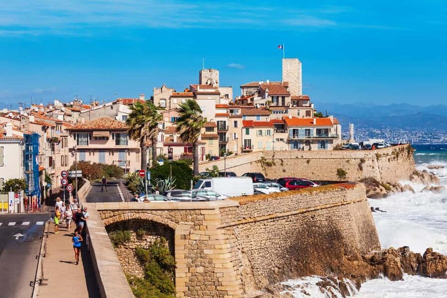 Antibes: Express Walk with a Local in 60 minutes - Place Nationale and the feel of everyday Antibes