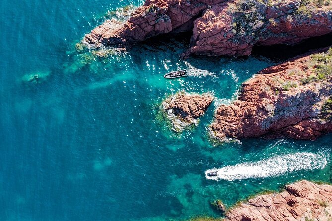 Boat excursion - Cannes Esterel Coves Insight – 1H30 - Leaving Cannes for the Bay of Mandelieu