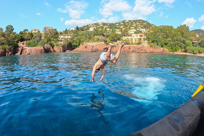 Boat excursion - Cannes Esterel Coves Insight – 1H30 - Théoule-sur-Mer and the Pointe de l’Aiguille