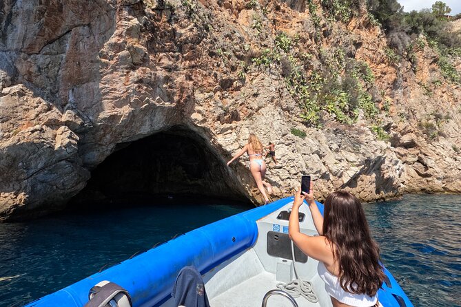 Boat tour guided from Nice to Monaco with snorkeling - From Nice harbor to Port Hercule