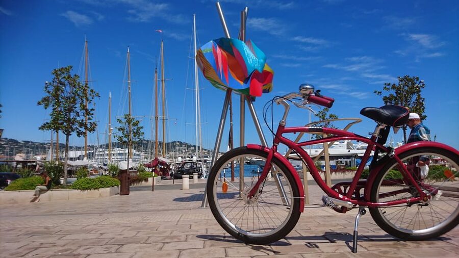 Cannes: Bike Rental - Palm Beach Casino and the eastern end of Cannes