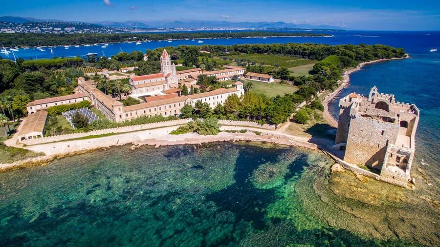 Cannes: Boat trip without a license to the Lerins Islands - The real value of the $507 group price