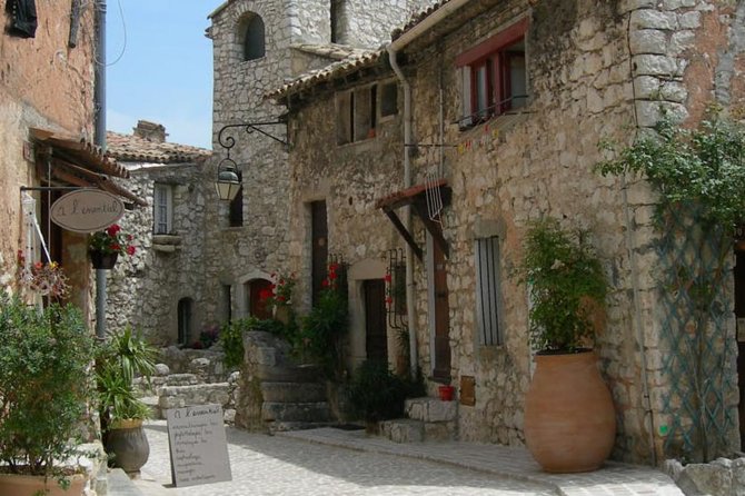 Cannes, Grasse, Gourdon, & Saint-Paul-de-Vence /Day Trip - The Gorges du Loup sets the tone