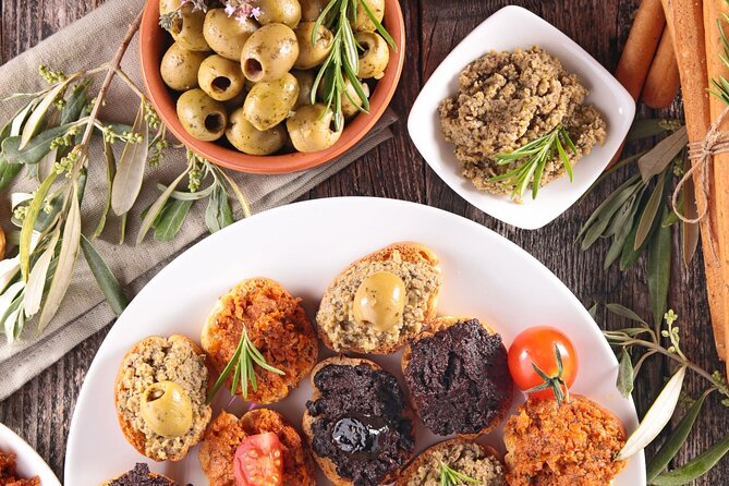 Cannes Ooh La La Food Tour - The first 30 minutes: Cannes’ farmer’s market