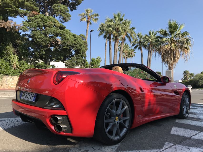 Cannes : Visite guidée en Ferrari sur les routes de Cannes - Port Canto and the included photo session