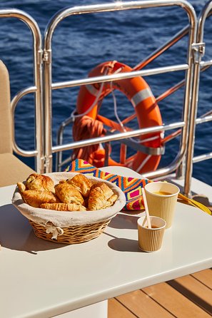 Catamaran from Cannes - Water activities for confident and cautious swimmers