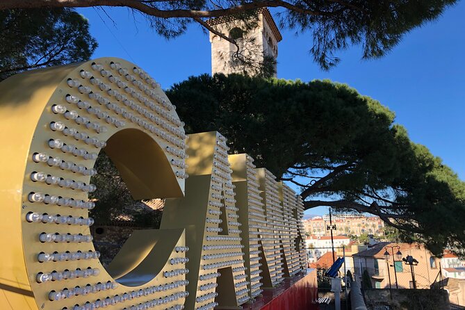 City Tour in Cannes aboard our Classic French Bus! - The guide makes or breaks the experience