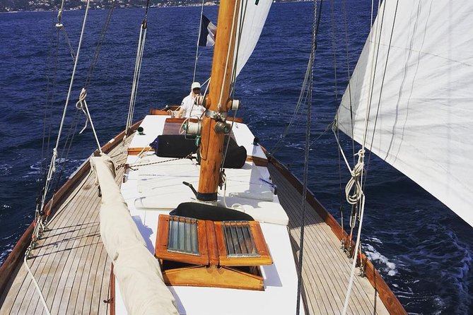Classic Yacht Sailing in Cannes - A light lunch on deck, with local rosé