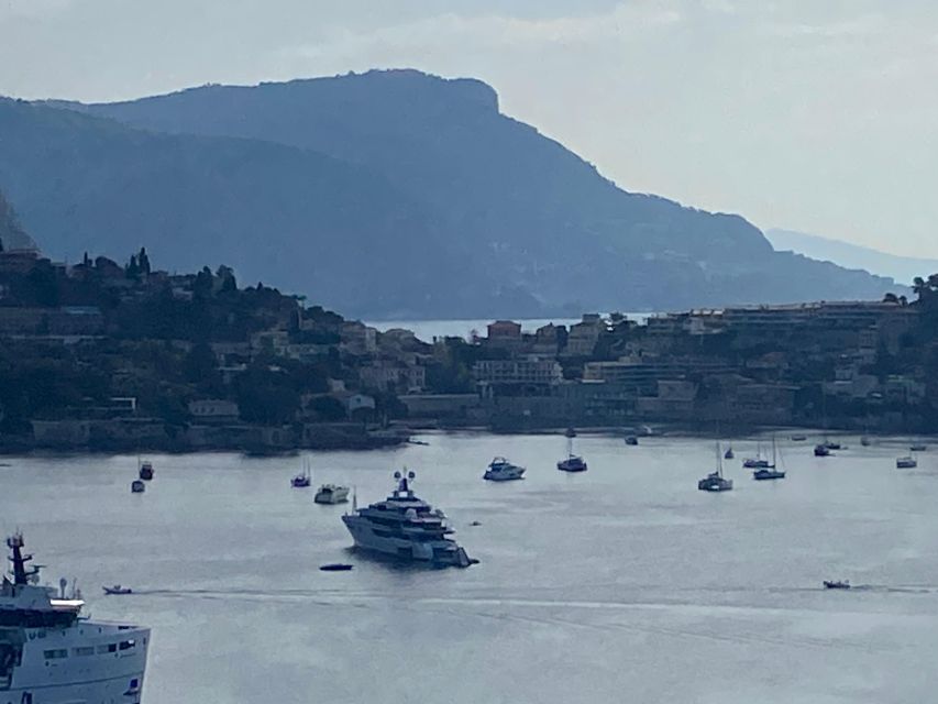 Depuis Cannes une journée Grasse ,Gourdon, St Paul de Vence - Gourdon above the Big Blue Sea