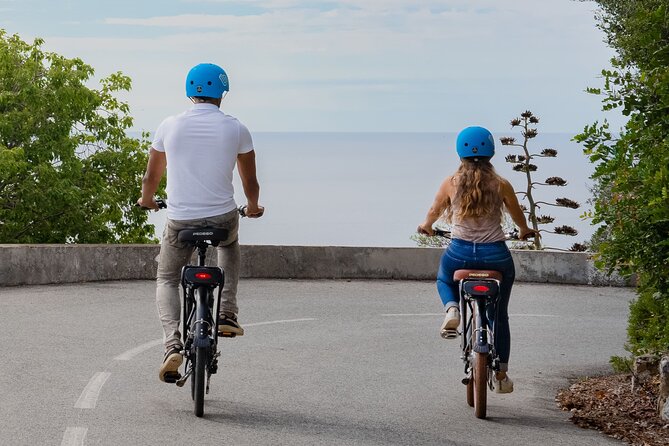 Electric bike rental in Nice - Villefranche-sur-Mer and Cap Ferrat add the best views