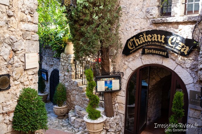 Eze, Monaco, & Monte-Carlo Half-Day Trip Private tour - Monte-Carlo and the harbor road