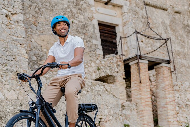 French Riviera E-bike Panoramic Tour from Nice - Group size, equipment, and weather