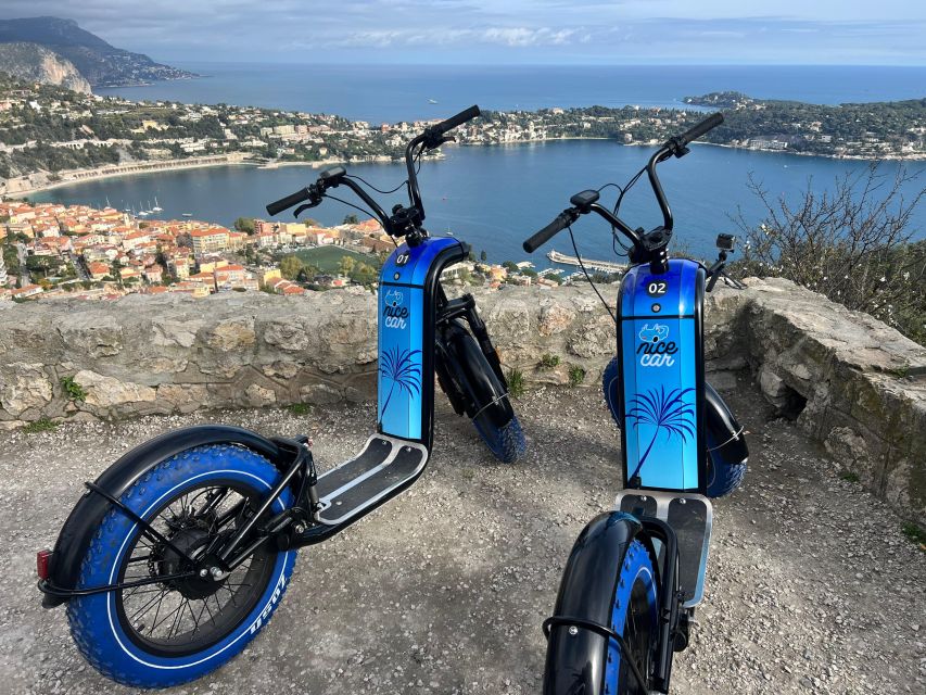 French Riviera : Guided Visit on a E-Scooter - The downhill run into Villefranche-sur-Mer