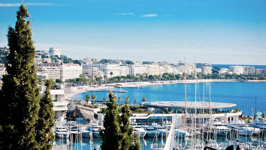 French Riviera: Private Driver Guide Tailor-Made Tour - Eze delivers the big coastal view