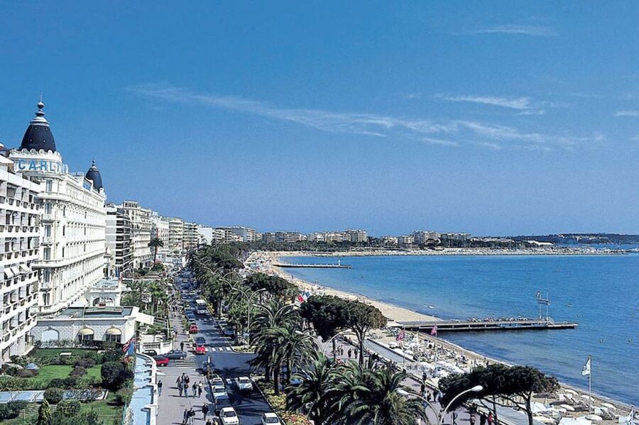 From Nice: Cannes and Antibes Half-day Tour - Cannes and the walk along La Croisette