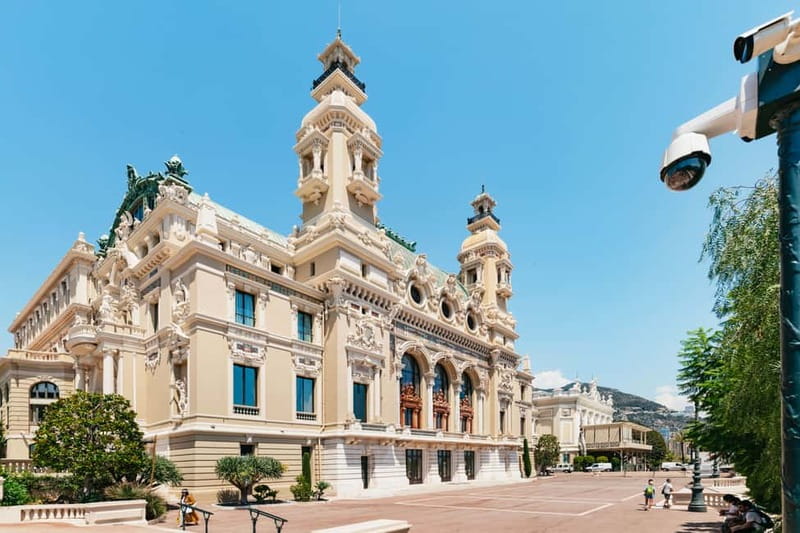 From Nice: French Riviera in One Day - Èze, medieval lanes and the Fragonard perfume visit