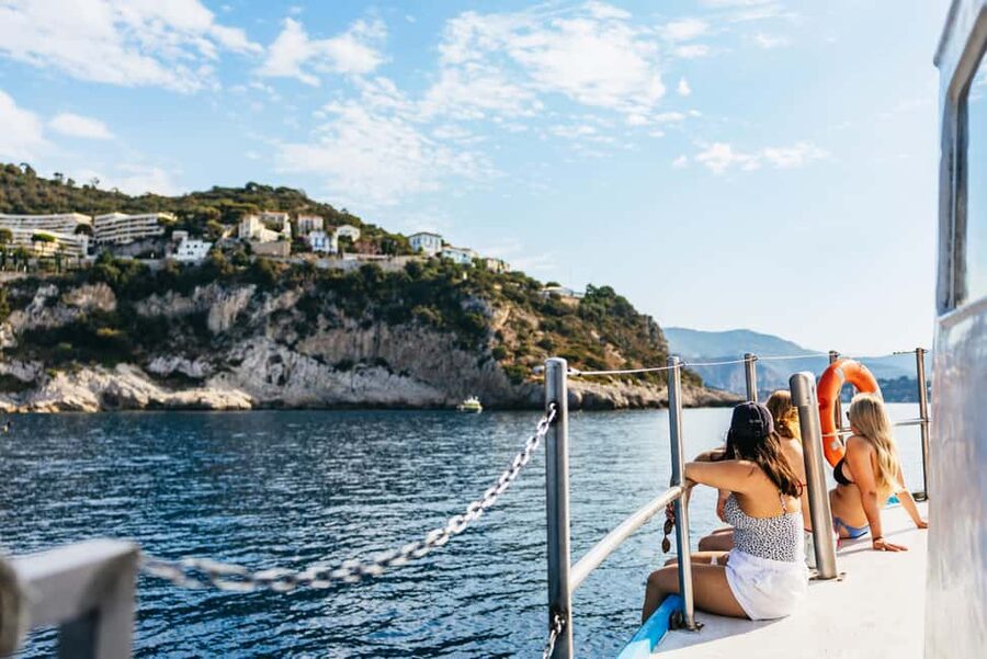 From Nice: French Riviera Swimming and Snorkeling Cruise - Meeting the Poseidon crew in Nice