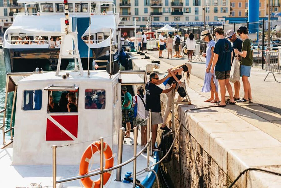 From Nice: French Riviera Swimming and Snorkeling Cruise - Should you book the Villefranche Bay snorkeling cruise?