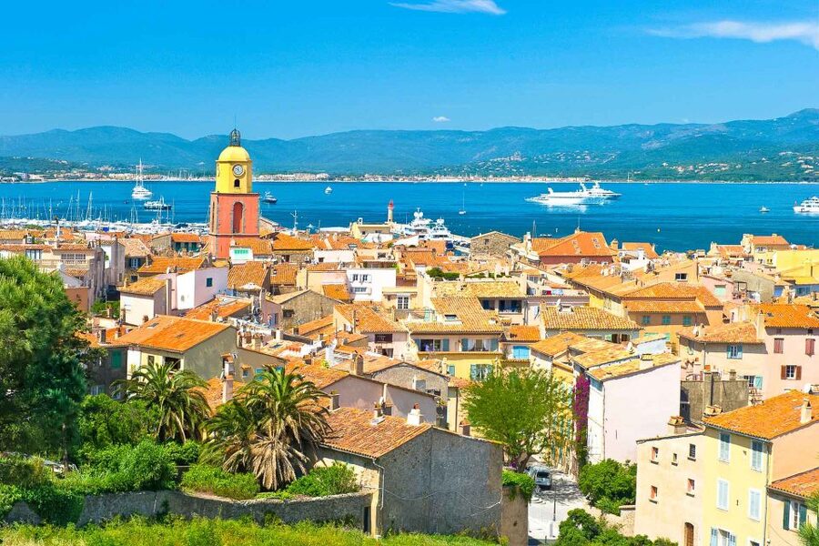 From Nice: Saint-Tropez and Port Grimaud Full-Day Tour - Three hours among the yachts in Saint-Tropez