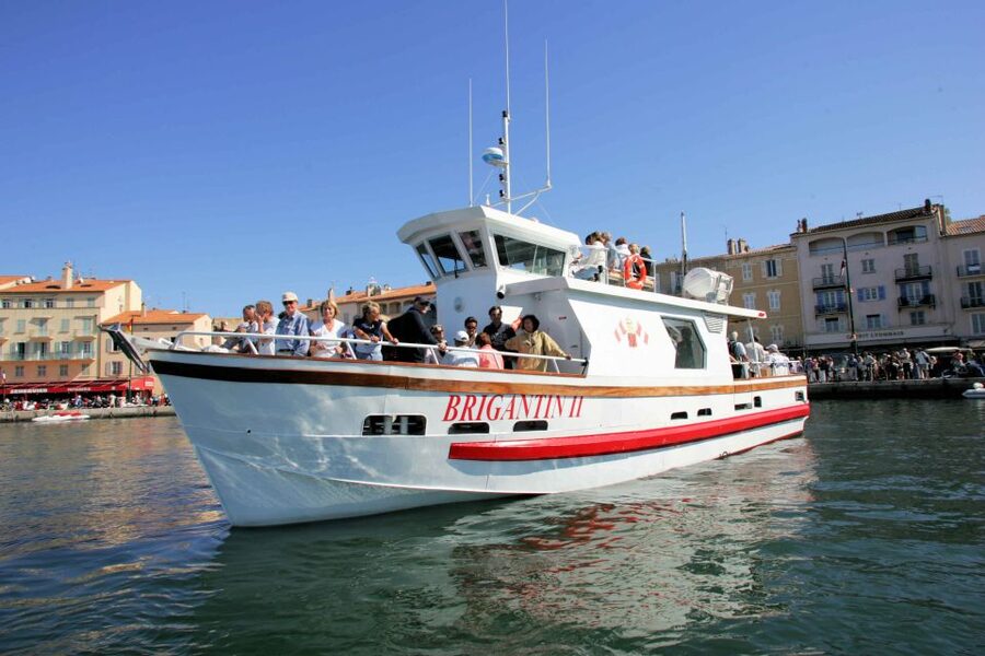 From Nice: Saint-Tropez and Port Grimaud Tour - Views, transport, and the nine-hour schedule