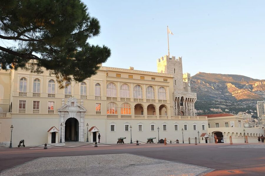 Full-Day Small Group Tour to Monaco and Eze - Key points at a glance
