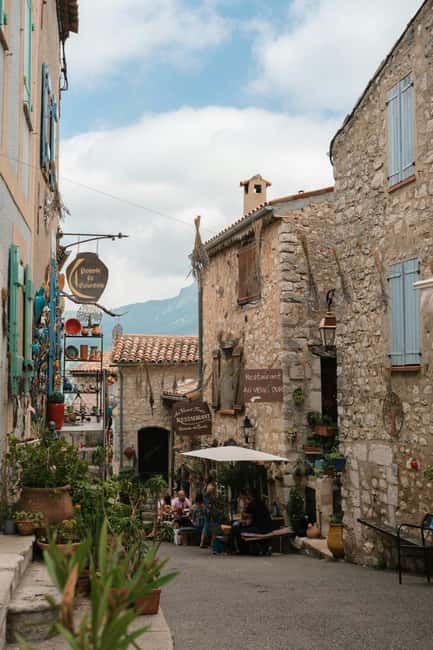 Grasse, Gourdon and local wine tasting, from Nice and Cannes - Bellet wine in the hills above Nice