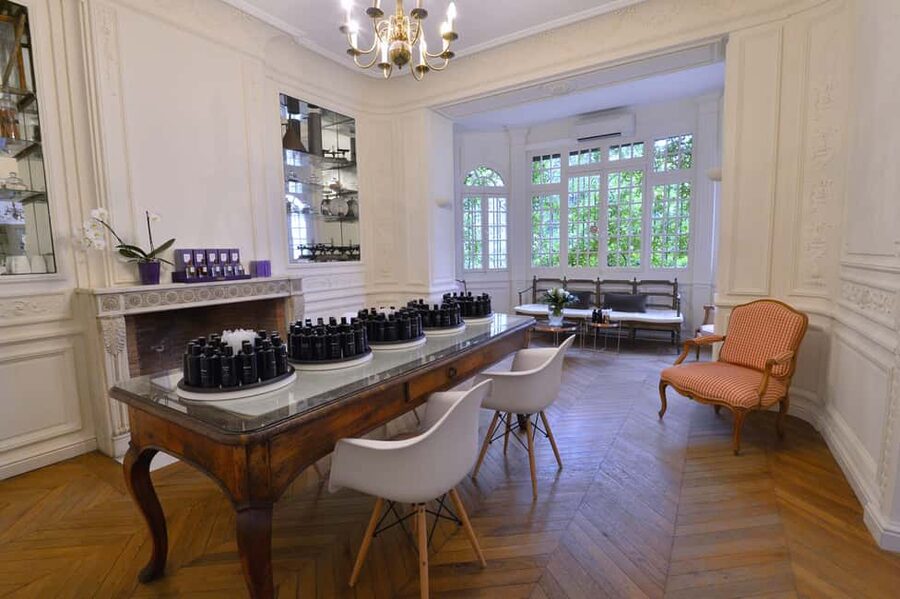 Grasse: Private Perfume Creation - What happens during the two-hour Molinard workshop