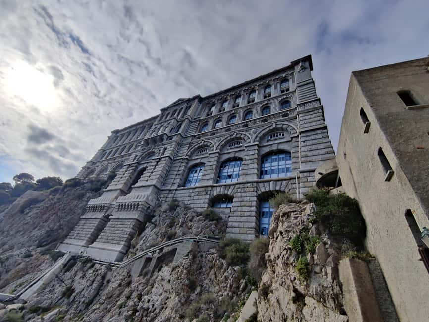 Guided tour of Monaco in 2 hours - Casino Square and Monte-Carlo’s Belle Époque face