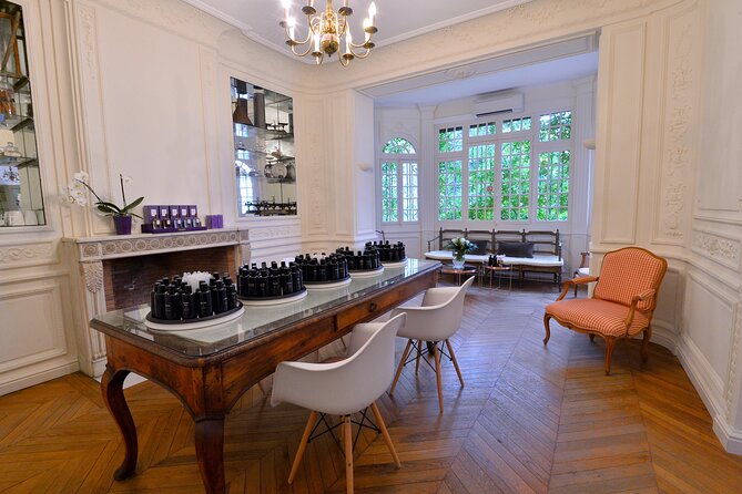Molinard Prestige Perfume Workshop in Grasse - The first stage: learning to smell with purpose
