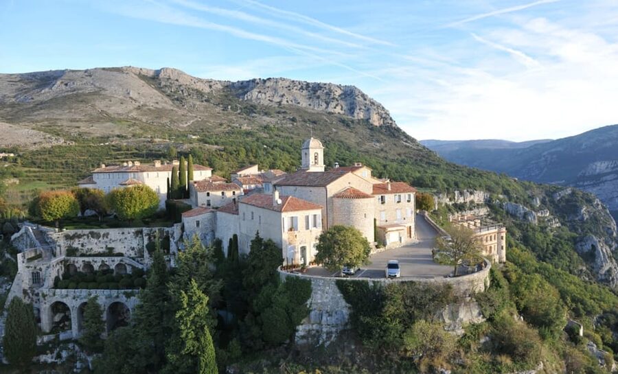 Monaco and Perched Medieval Villages Day Tour from Nice - Who should book this day tour?