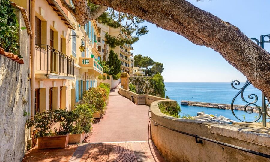 Monaco-Monte carlo-Eze - Fragonard makes the Eze stop more than a photo break