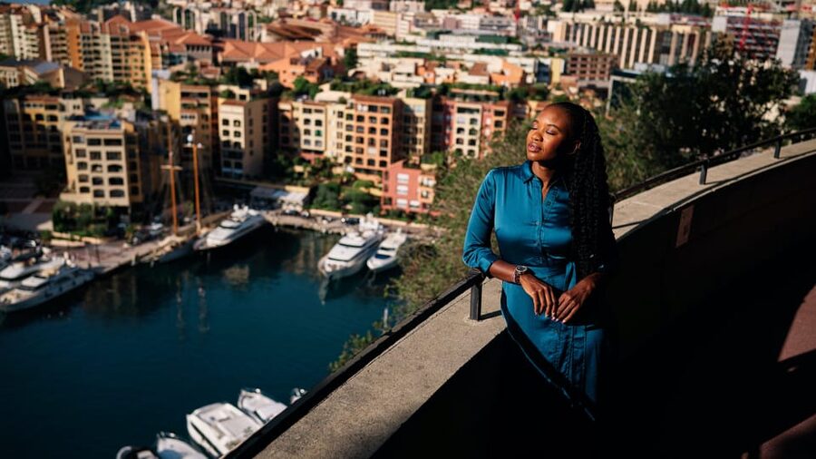 Monaco: Personal Travel & Vacation Photographer - What the photographer does during the session