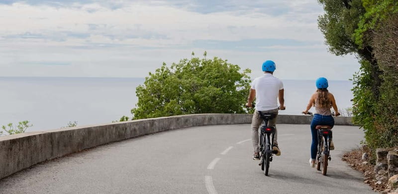 Nice: Bike and E-Bike Rental - Paillon Promenade and Old Nice by bicycle