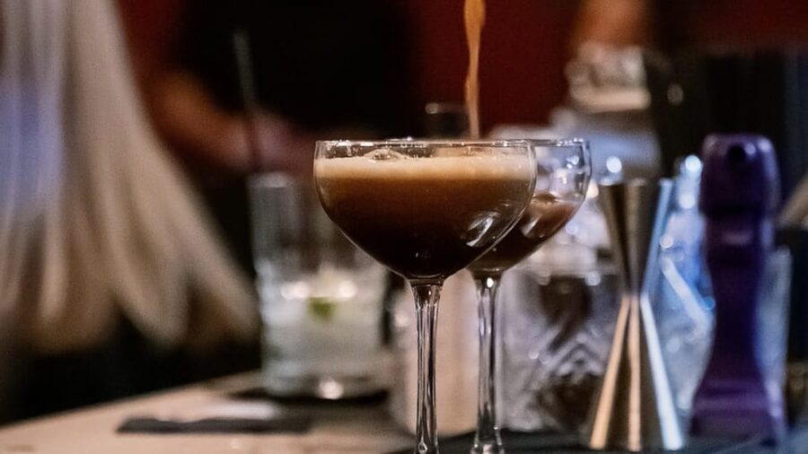 Nice: Cocktail Workshop in a Stylish Bar Lounge in Old Town - Choosing between the three packages