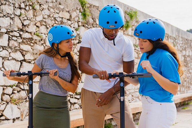 Nice Electric Scooter Rental - High range - Cruising the Promenade