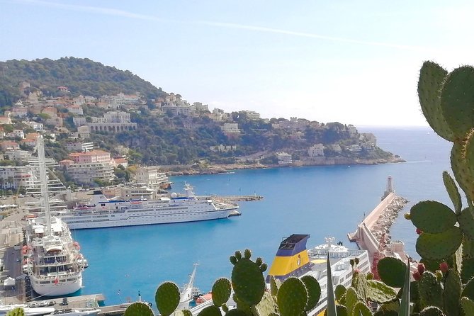 Nice Essentials Guided Electric Bike Tour - Vieux Nice: narrow streets and Italian influence