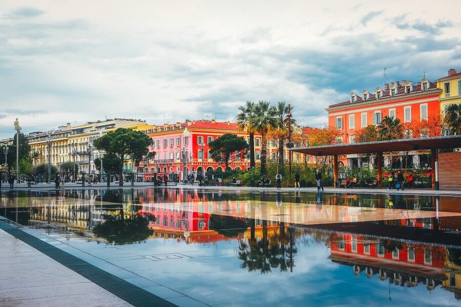 Nice: Exclusive Private Guided Tour of Historic Center - Languages, access, and basic planning