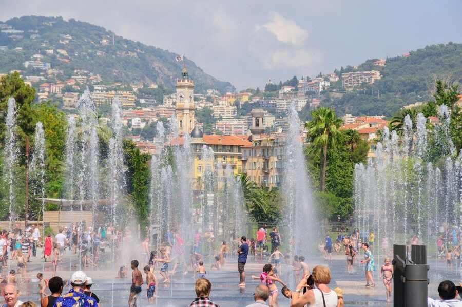 Nice: Exclusive Private Guided Tour of Historic Center - Entering Vieux Nice through narrow lanes