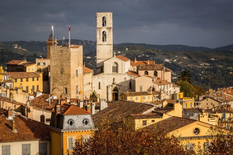 Nice: Medieval Villages Full-Day Guided Trip - Saint-Paul-de-Vence: the art stop at the end