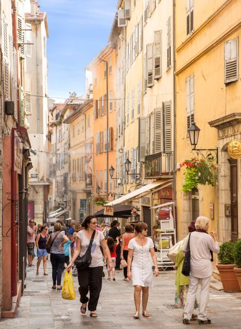 Nice: Medieval Villages Full-Day Guided Trip - What the guide adds to the day