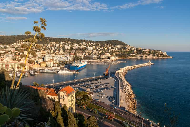 Nice: Old Town Treasures and Castle Hill Walking Tour - Key points at a glance