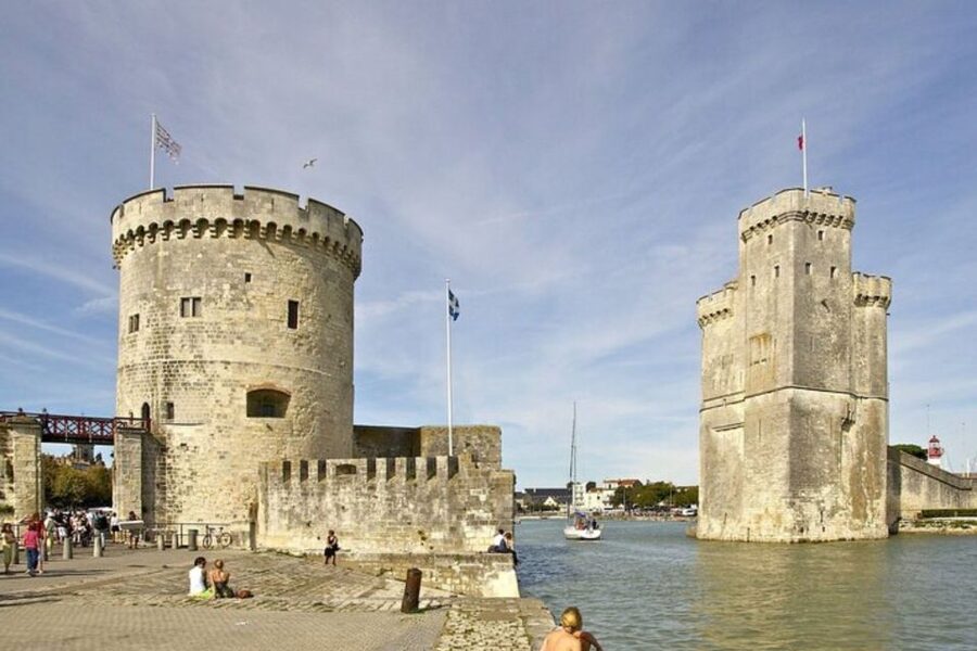 Nice: Private custom tour with a local guide - Starting at your hotel in central Nice
