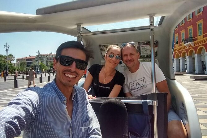 Nice: private guided Tour by electric taxi bike - Parks, museums, and grand Nice