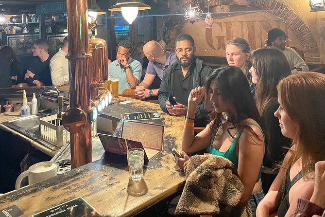 Nice: Pub Crawl Yellow – Social Bars, Games & VIP Club Entry - Group size, guides, and the social mix