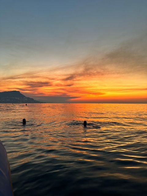 Nice: Saint Jean Cap Ferrat Sunrise Boat Trip with Breakfast - Leaving Port Lympia before the city wakes