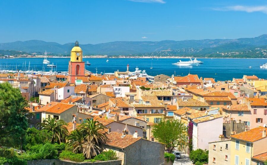 Nice: Saint-Tropez & Port Grimaud Full-Day Sightseeing Tour - Beaches, promenades and the Saint-Tropez atmosphere